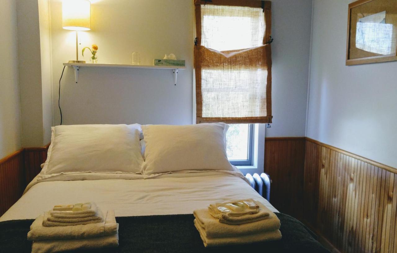 Pine Hill Arms Hotel מראה חיצוני תמונה